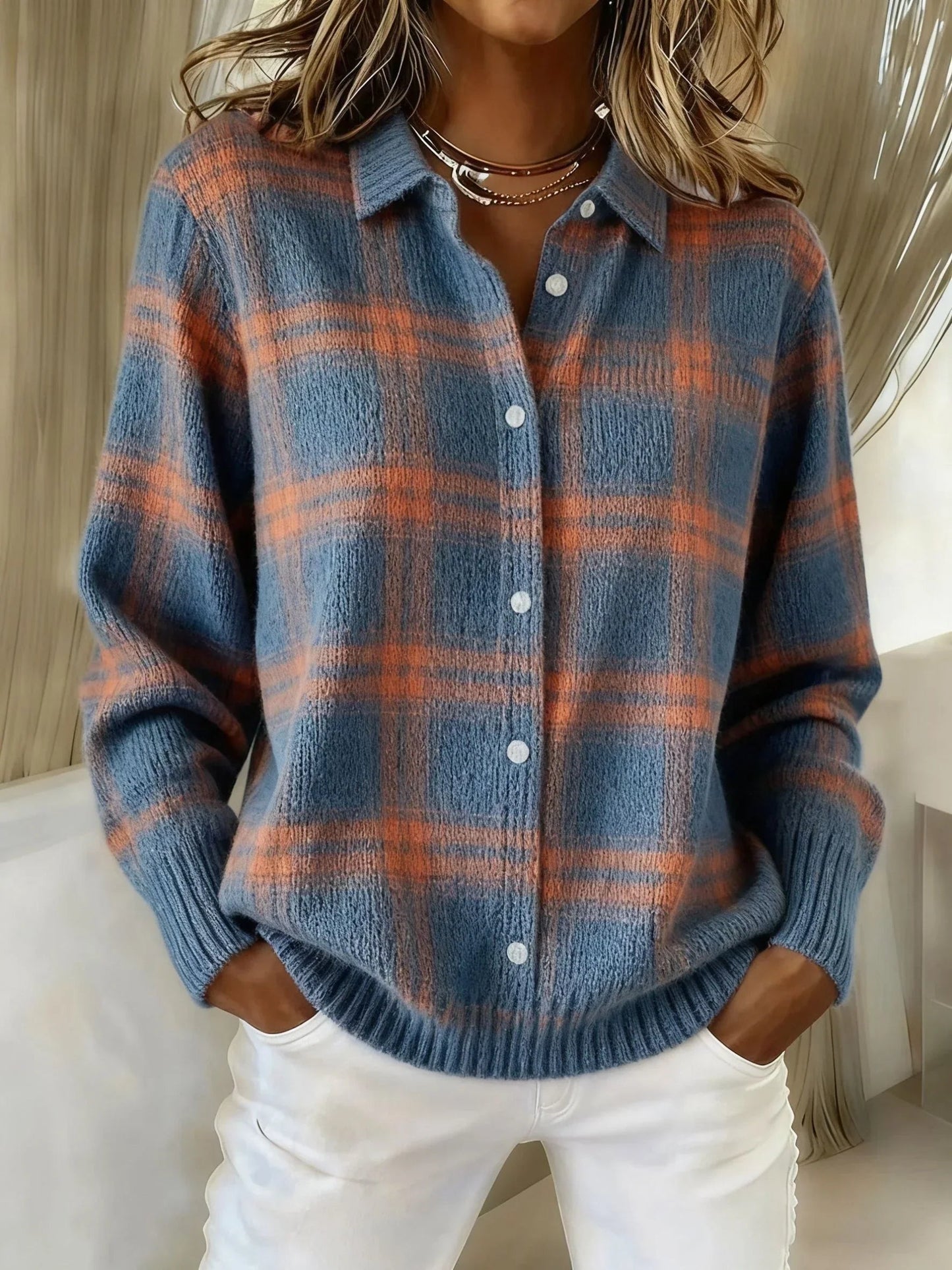 Ponadczasowy Sweter